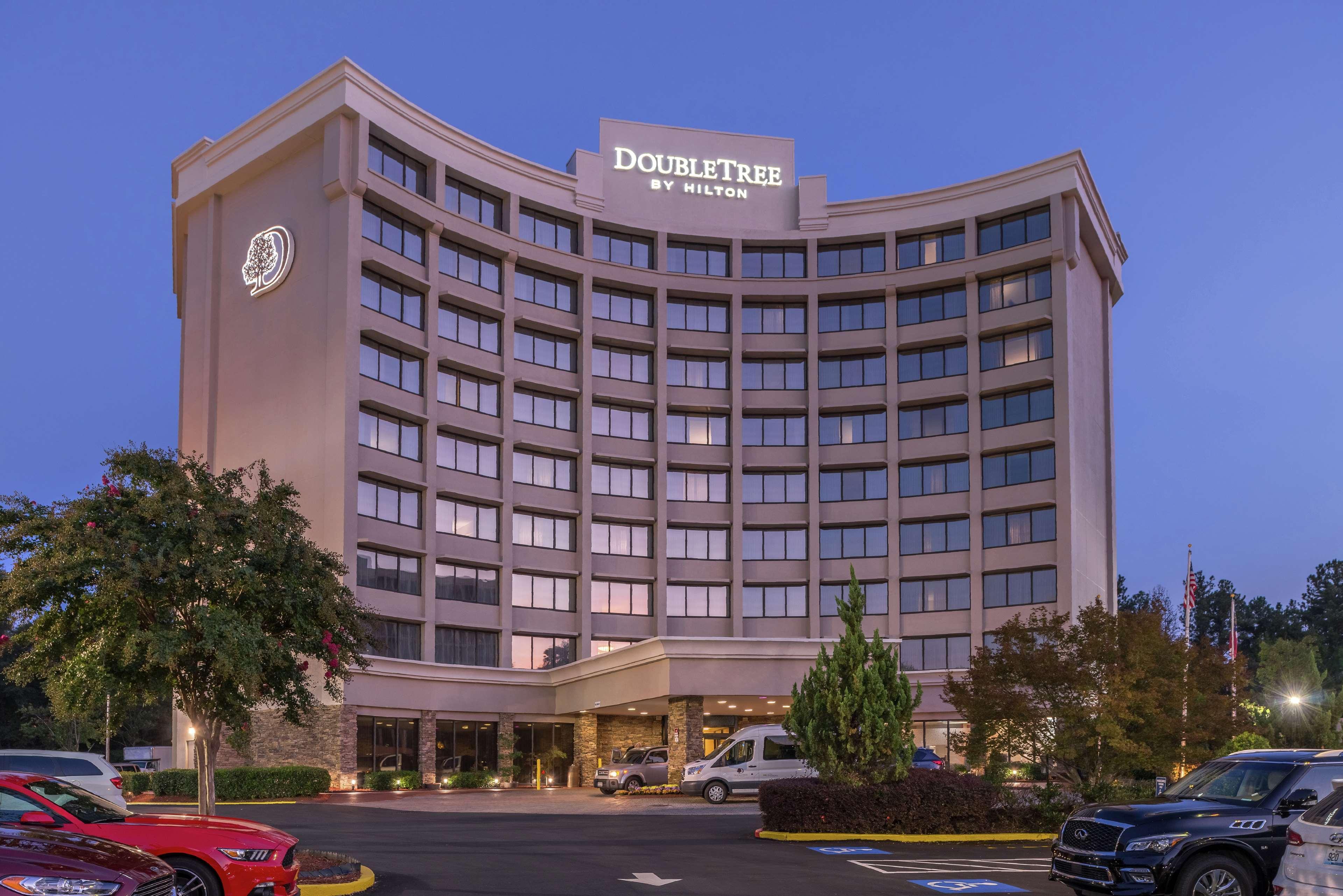 Doubletree By Hilton Atlanta North Druid Hills/Emory Area Hotel Bagian luar foto